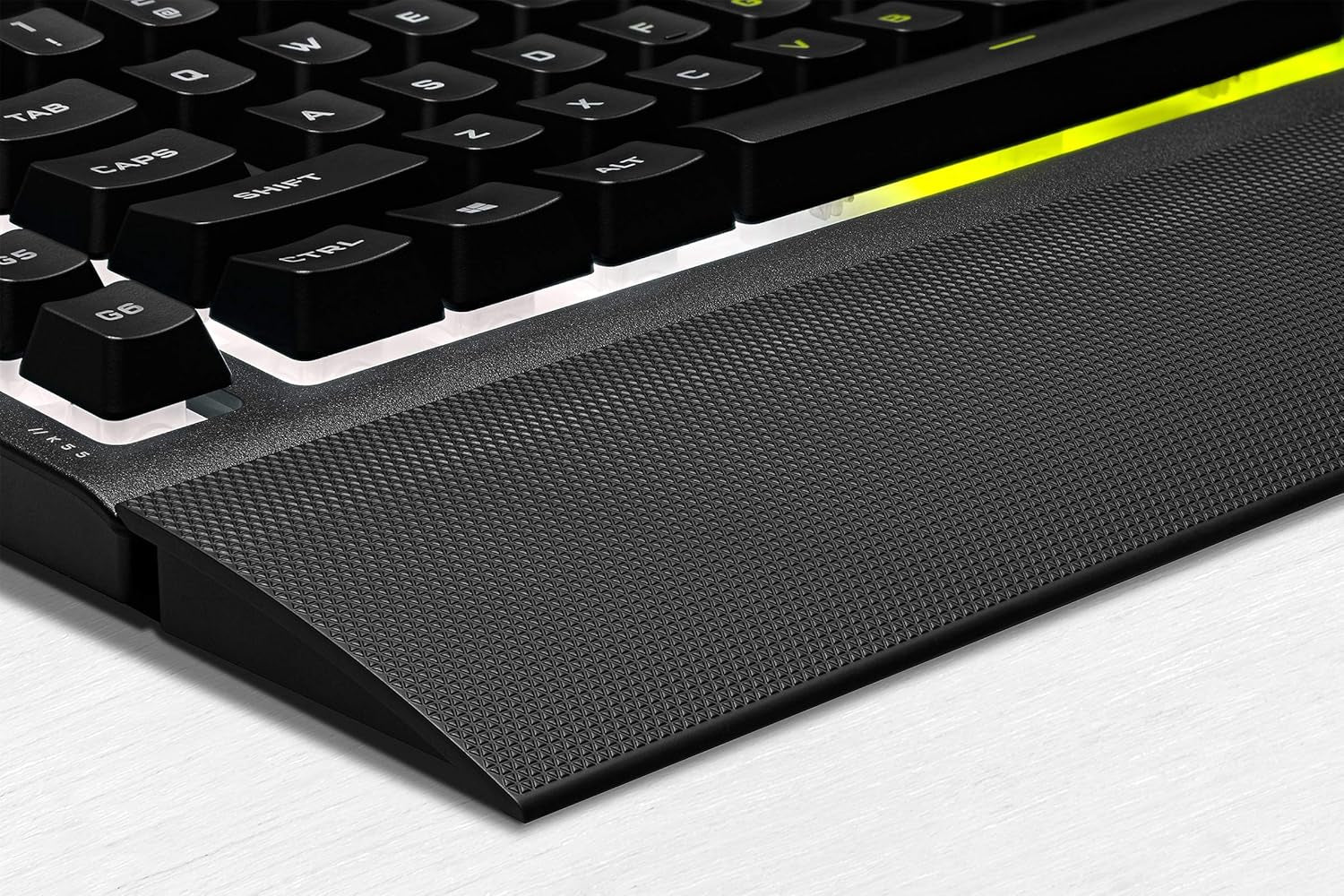 CORSAIR K55 RGB PRO - Dynamic RGB Backlighting - Six Macro Keys with Elgato Stream Deck Software Integration - IP42 Dust and Spill Resistant - Detachable Palm Rest - Dedicated Media and Volume Keys